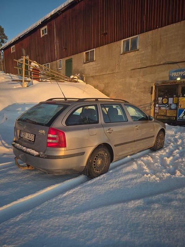 Begagnad Skoda Octavia 105 HK (77 kW) 2007 Kombi