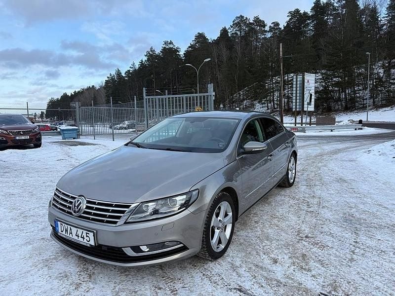 Brun Begagnad 2014 VW CC Sedan | 129 900 kr (Marknadspris) - Bild 1/4