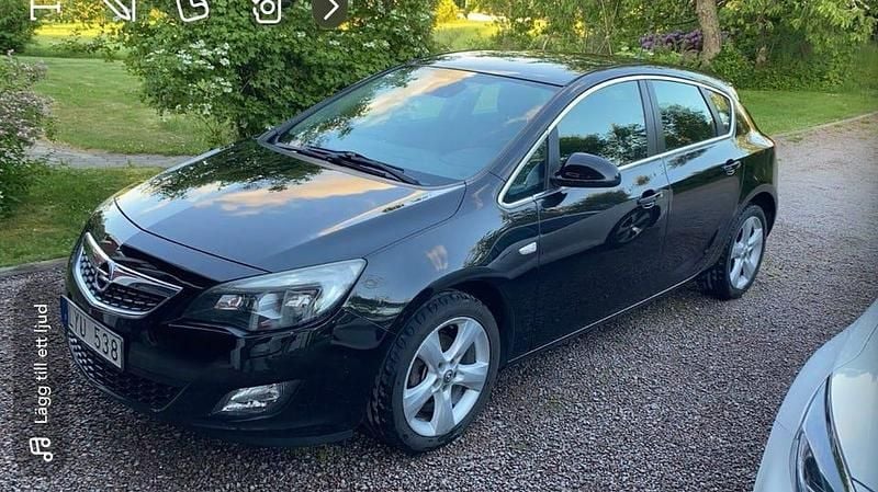 Begagnad 2011 Opel Astra Halvkombi | 62 000 kr (Marknadspris) - Bild 1/4