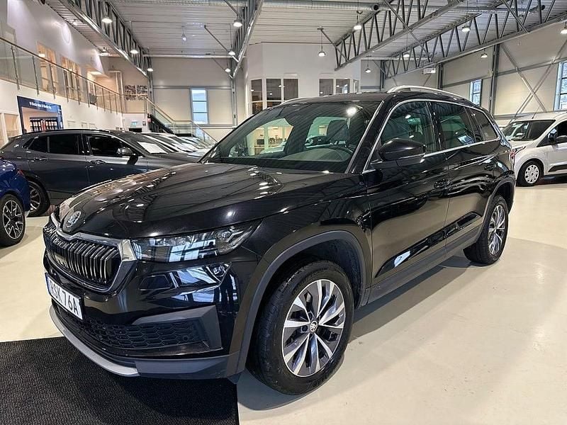 Svart Begagnad 2023 Skoda Kodiaq Style SUV | 399 900 kr (Dyr) - Bild 1/4