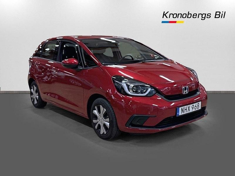 Begagnad Honda Jazz Elegance 109 HK (80 kW) 2023 Premium crystal red metallic Halvkombi