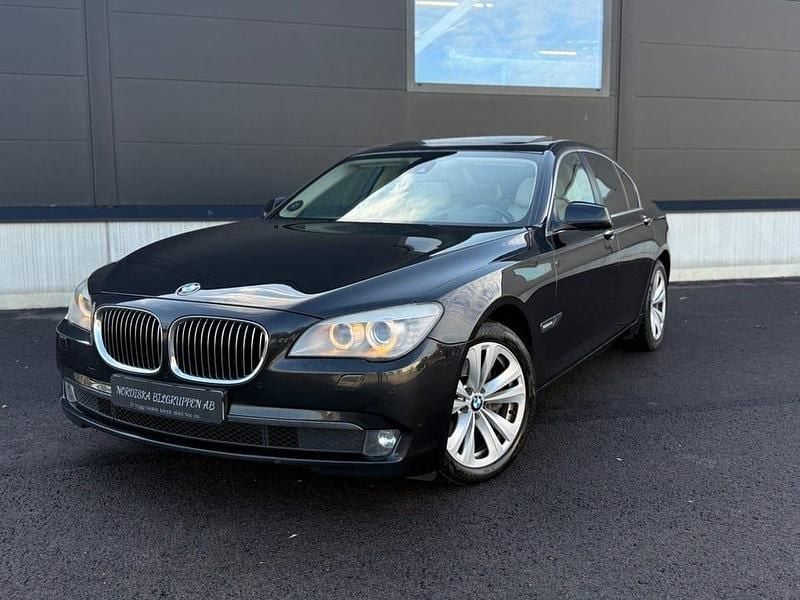 Begagnad BMW 730 245 HK (180 kW) 2011 Svart Sedan