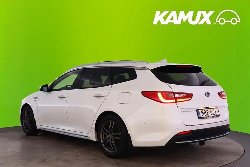 Begagnad Kia Optima 205 HK (150 kW) 2020 Vit Kombi