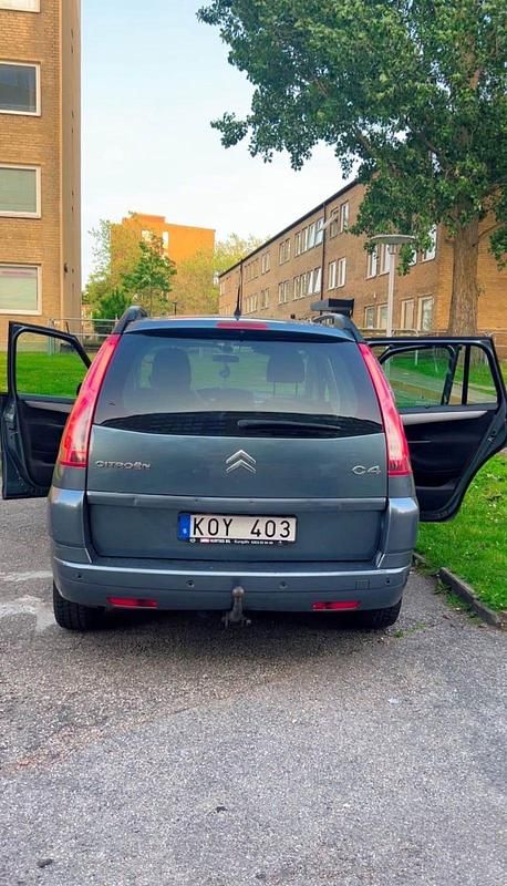 Begagnad Citroën C4 2010 Minibuss