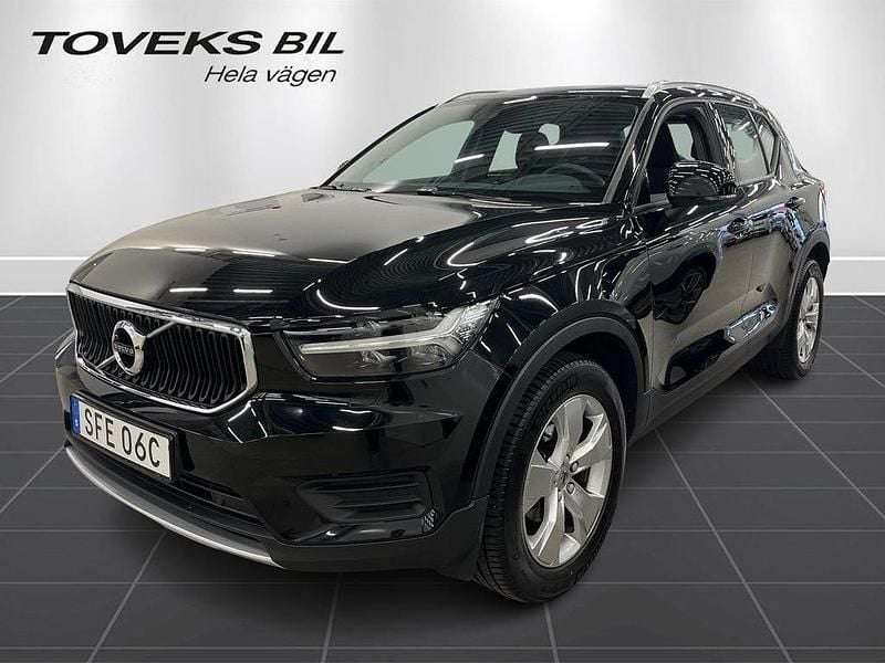 Svart Begagnad 2021 Volvo XC40 SUV | 279 900 kr (Bra pris) - Bild 1/4