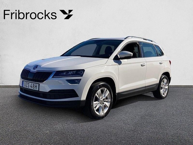Vit Begagnad 2019 Skoda Karoq SUV | 234 900 kr (Marknadspris) - Bild 1/4