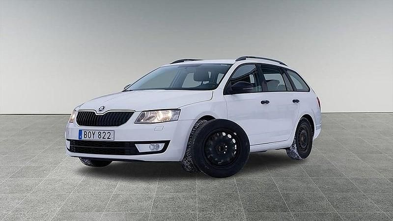 Begagnad Skoda Octavia 112 HK (82 kW) 2016 Vit Kombi