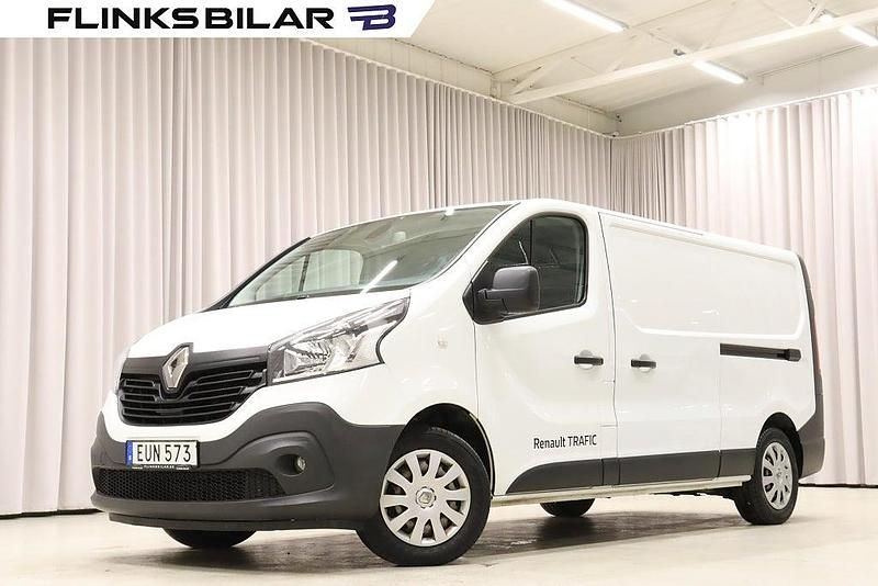 Vit Begagnad 2017 Renault Trafic Minibuss | 149 875 kr (Bra pris) - Bild 1/4