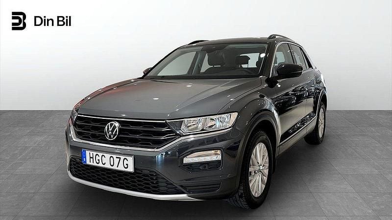 Grå Begagnad 2021 VW T-Roc Style SUV | 199 900 kr (Superpris) - Bild 1/4