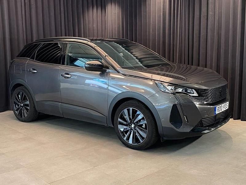 Grå Begagnad 2024 Peugeot 3008 GTi SUV | 289 500 kr (Marknadspris) - Bild 1/4