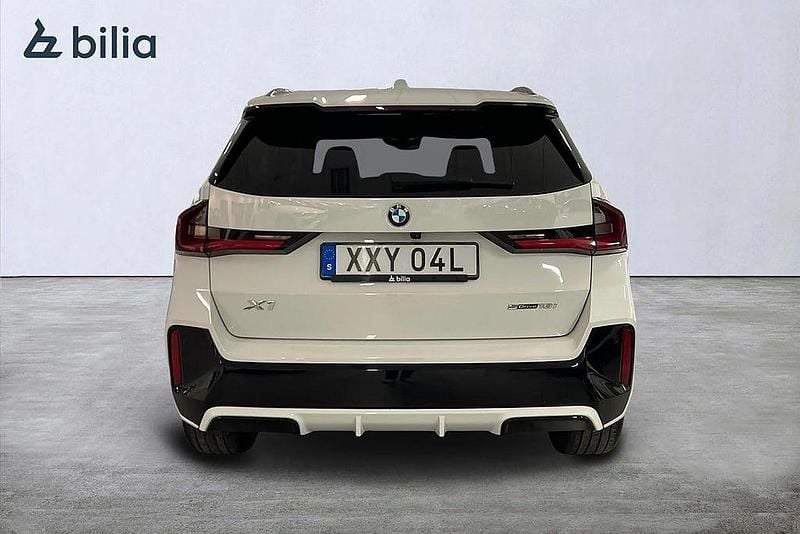 Begagnad BMW X1 M Sport 136 HK (100 kW) 2022 Vit SUV