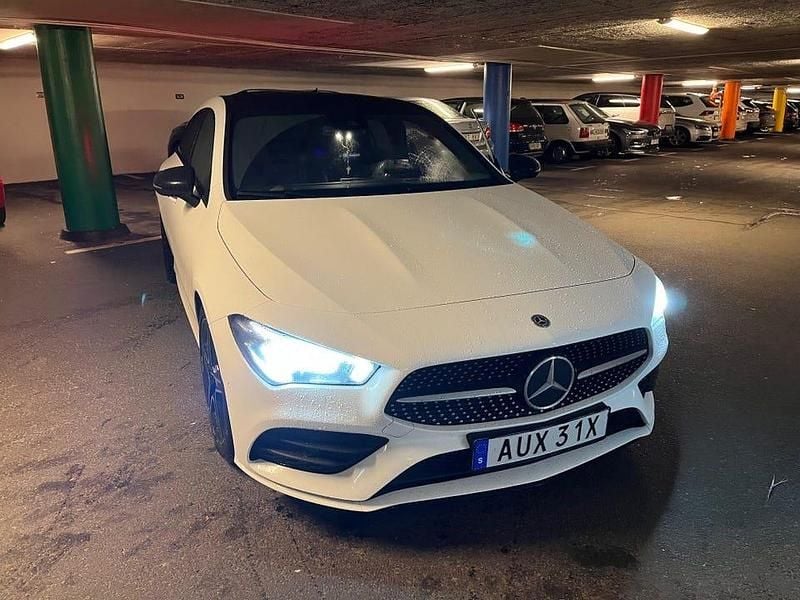 Begagnad 2020 Mercedes CLA200 Shooting Brake AMG Kombi | 285 000 kr (Marknadspris) - Bild 1/4