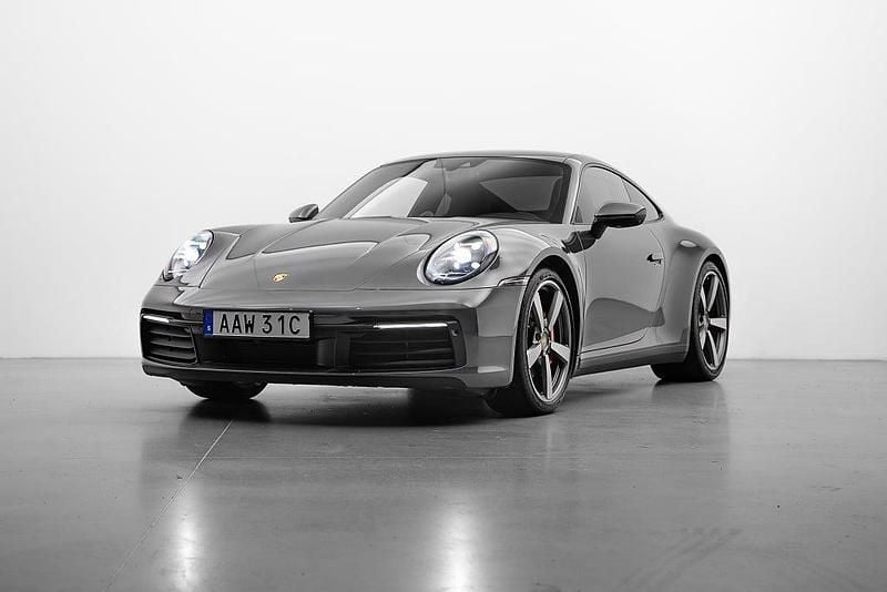 Mörkgrå Begagnad 2019 Porsche 992 | 1 369 000 kr - Bild 1/4