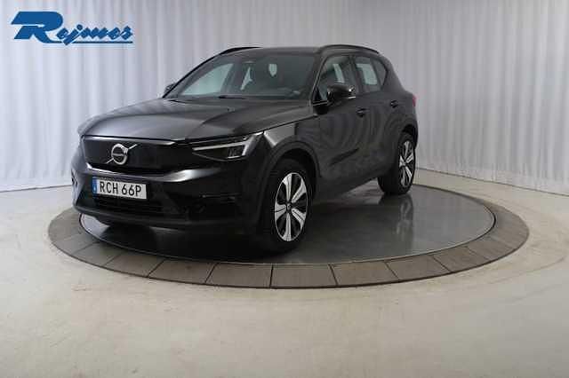 Svart Begagnad 2022 Volvo XC40 Plus SUV | 339 900 kr - Bild 1/4