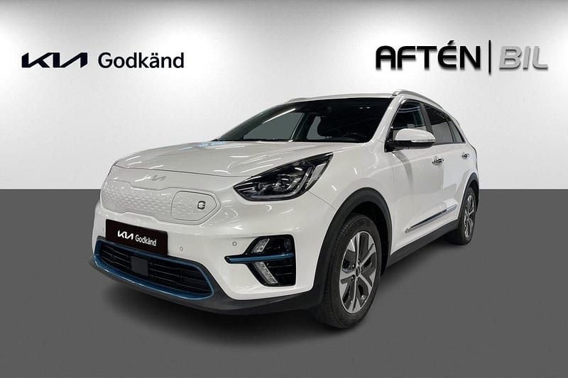 Vit (snow white pearl metallic) Begagnad 2021 Kia e-Niro Advance SUV | 289 800 kr (Dyr) - Bild 1/3