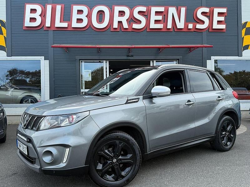 Mörkgrå (grå) Begagnad 2017 Suzuki Vitara SUV | 169 000 kr (Lite dyr) - Bild 1/4