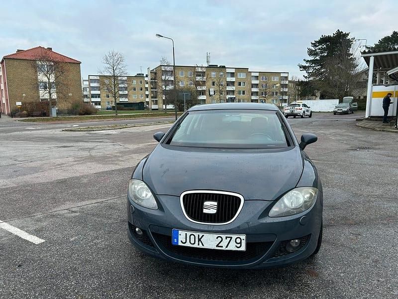 Begagnad 2009 Seat Leon Halvkombi | 27 500 kr (Superpris) - Bild 1/4
