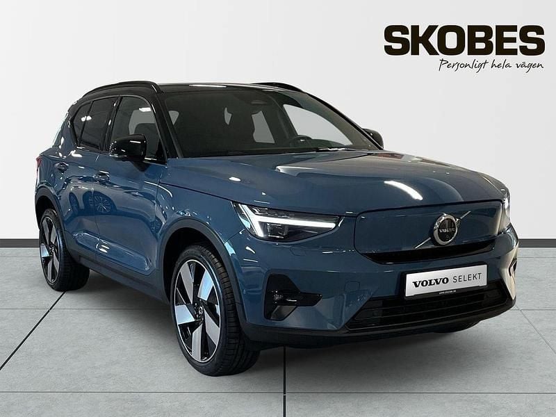 Blå Begagnad 2025 Volvo EX40 Plus SUV | 518 900 kr - Bild 1/3