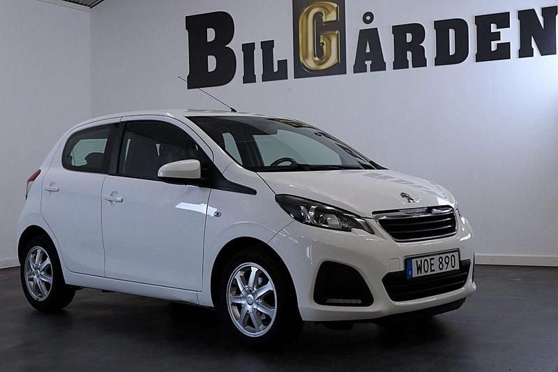 Vit Begagnad 2015 Peugeot 108 Halvkombi | 94 500 kr (Lite dyr) - Bild 1/4