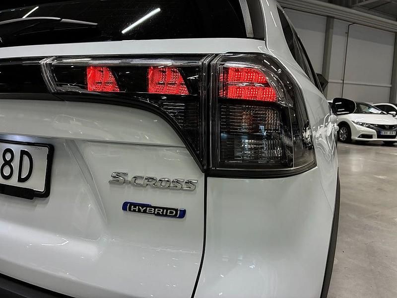 Begagnad Suzuki SX4 S-Cross 116 HK (85 kW) 2023 Vit SUV