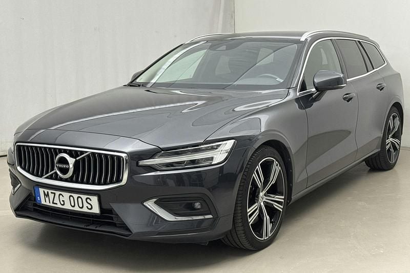 Grå Begagnad 2020 Volvo V60 Inscription Kombi | 279 800 kr (Superpris) - Bild 1/4