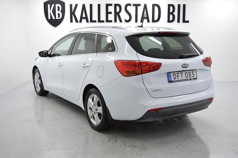 Begagnad Kia Ceed Sportswagon Comfort 135 HK (99 kW) 2014 Vit Kombi