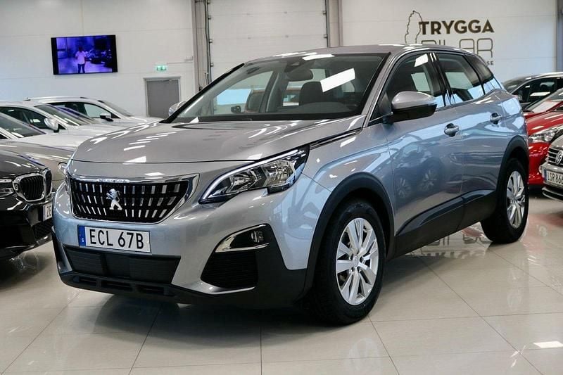Grå Begagnad 2019 Peugeot 3008 Active SUV | 164 900 kr (Marknadspris) - Bild 1/4