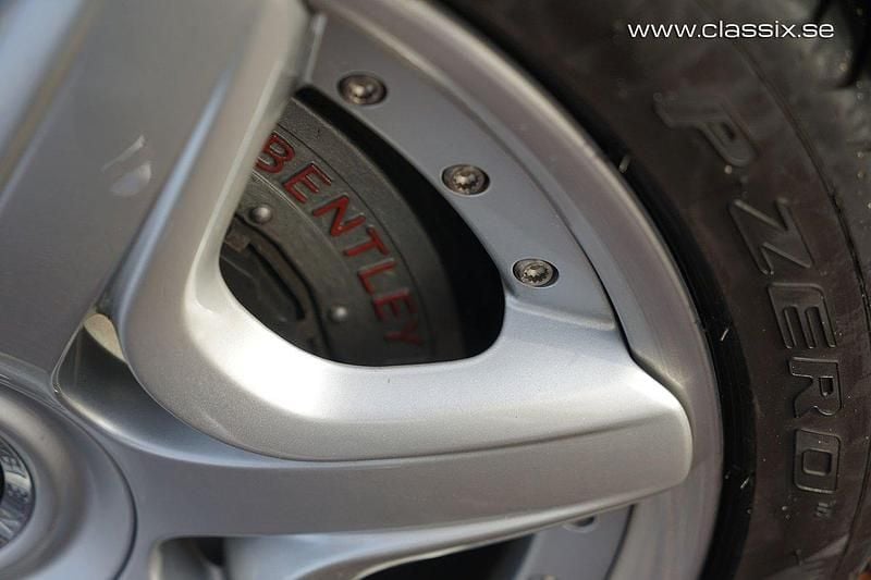 Begagnad Bentley Continental GT Convertible Mulliner 558 HK (410 kW) 2008 Silver Cab