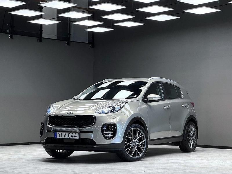 Grå Begagnad 2017 Kia Sportage Advance SUV | 179 900 kr (Marknadspris) - Bild 1/3