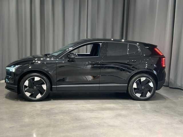 Begagnad Volvo EX30 Plus 202 kW (275 HK) 2023 Svart SUV