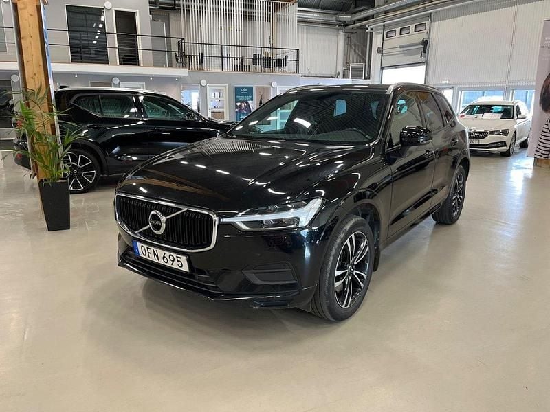 Svart Begagnad 2018 Volvo XC60 Momentum SUV | 279 000 kr (Marknadspris) - Bild 1/4