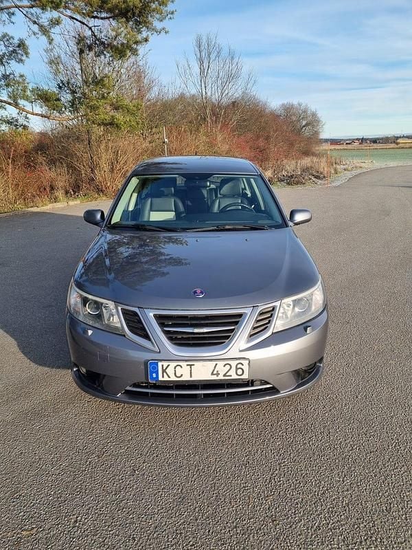Begagnad 2010 Saab 9-3 Vector Kombi | 42 000 kr (Bra pris) - Bild 1/4