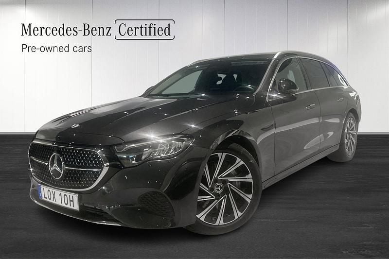 Grå (grey) Begagnad 2024 Mercedes E300 Kombi | 549 900 kr (Marknadspris) - Bild 1/4
