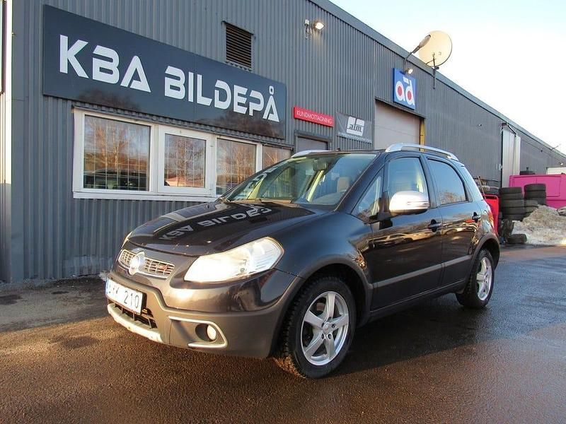 Begagnad Fiat Sedici Emotion 135 HK (99 kW) 2012 Okänd SUV