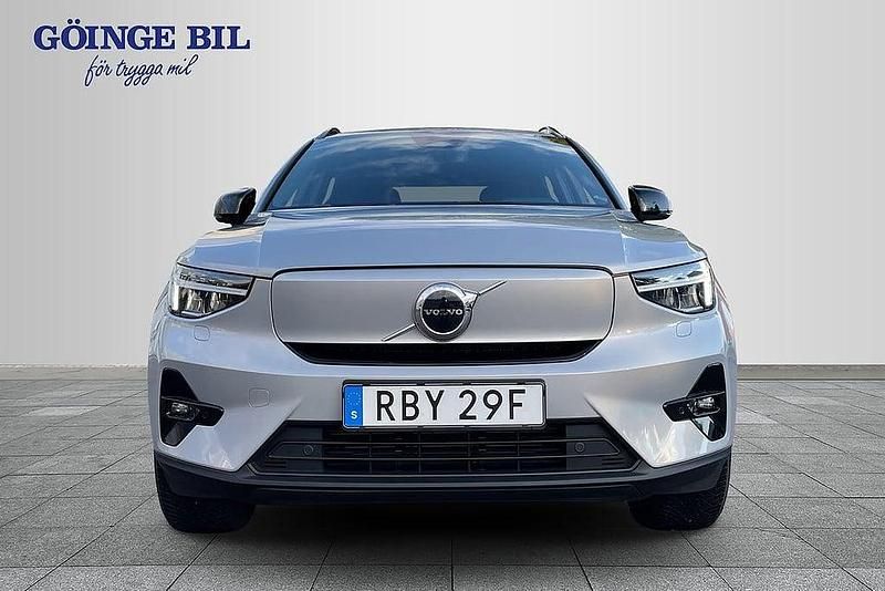 Begagnad Volvo XC40 Plus 185 kW (252 HK) 2022 Silver SUV