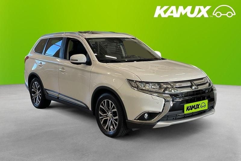 Vit Begagnad 2017 Mitsubishi Outlander SUV | 198 700 kr (Marknadspris) - Bild 1/3