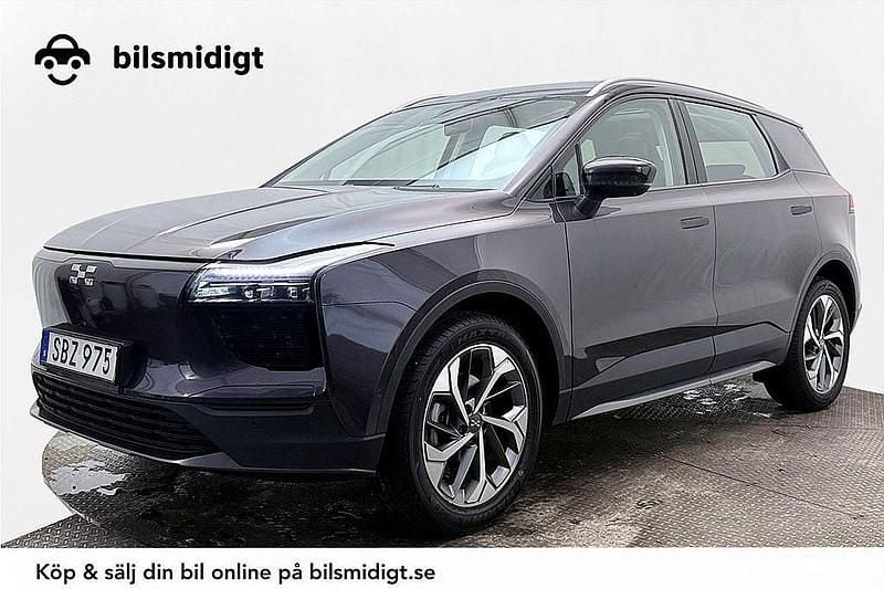 Mörkröd Begagnad 2022 Aiways U5 SUV | 229 900 kr - Bild 1/3