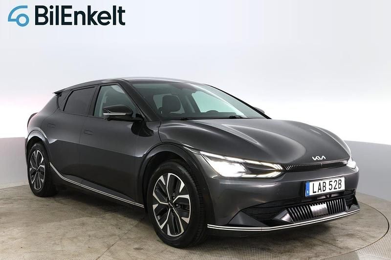 Grå Begagnad 2022 Kia EV6 3 SUV | 364 700 kr - Bild 1/4