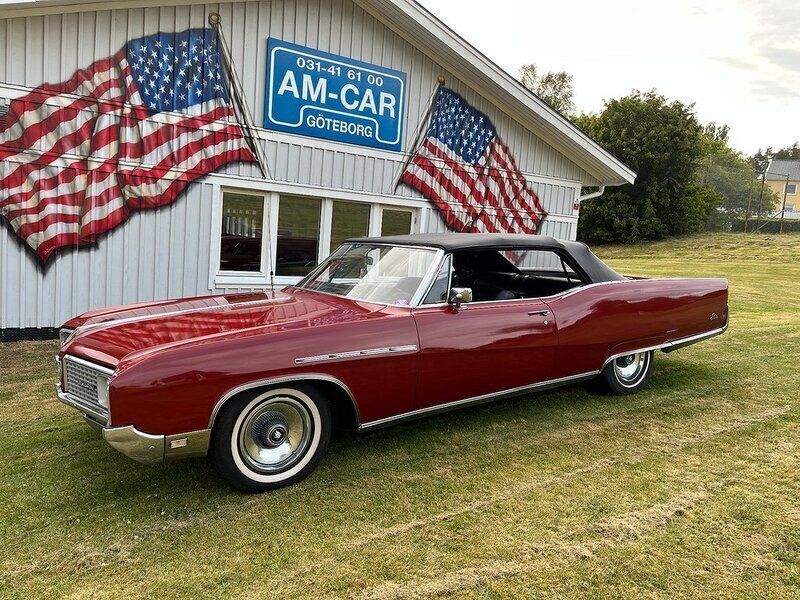 Mörkröd Begagnad 1968 Buick Electra 225 Cab | 169 000 kr - Bild 1/4