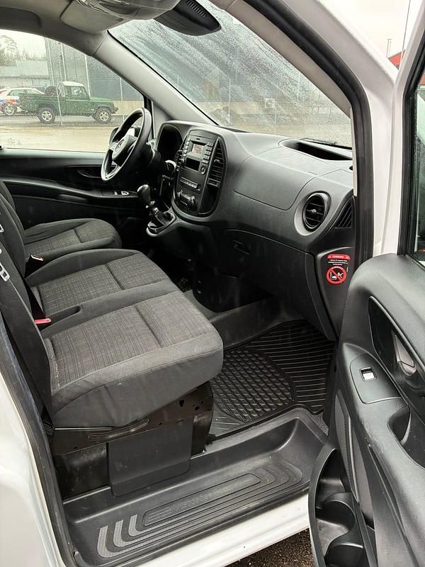 Begagnad Mercedes Vito 114 HK (83 kW) 2019 Van