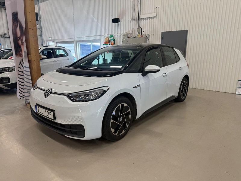 Vit Begagnad 2021 VW ID.3 Pro Performance Halvkombi | 259 000 kr (Dyr) - Bild 1/4