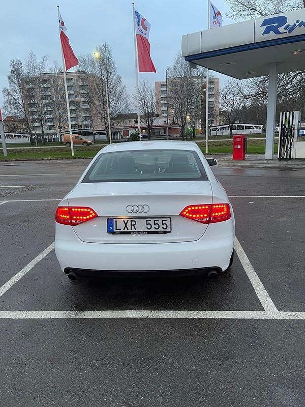 Begagnad Audi A4 180 HK (132 kW) 2012 Sedan