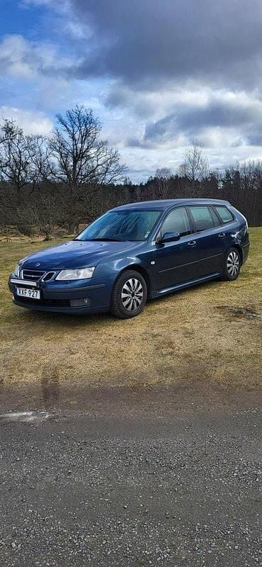 Blå Begagnad 2006 Saab 9-3 Linear Kombi | 15 000 kr - Bild 1/4