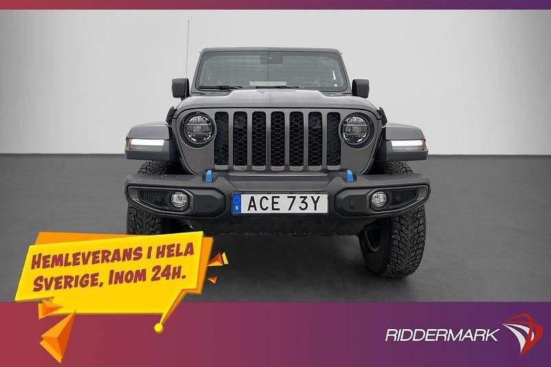 Begagnad Jeep Wrangler Unlimited Sahara 379 HK (278 kW) 2021 Grå SUV
