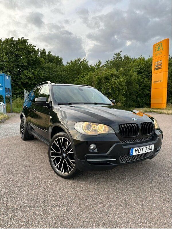 Svart Begagnad 2010 BMW X5 Sport Line SUV | 105 000 kr (Marknadspris) - Bild 1/4