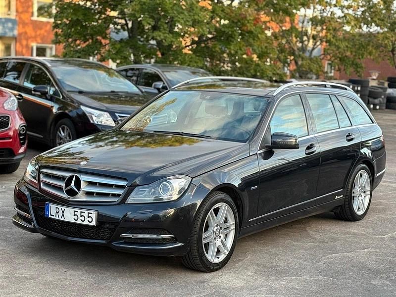 Svart Begagnad 2011 Mercedes C180 SE Kombi | 119 500 kr (Lite dyr) - Bild 1/4