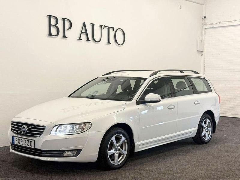 Vit Begagnad 2014 Volvo V70 Momentum Kombi | 124 900 kr (Marknadspris) - Bild 1/4
