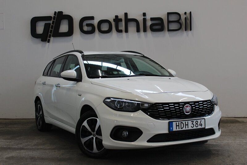 Vit Begagnad 2017 Fiat Tipo Lounge Kombi | 109 900 kr (Marknadspris) - Bild 1/4