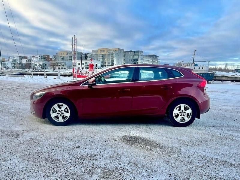Begagnad Volvo V40 115 HK (84 kW) 2013