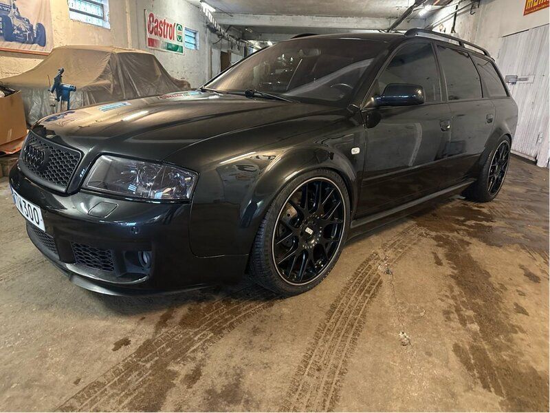 Svart Begagnad 2003 Audi RS6 Kombi | 239 000 kr - Bild 1/4